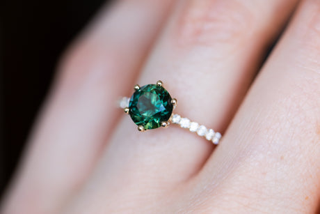 The Arya with green sapphire