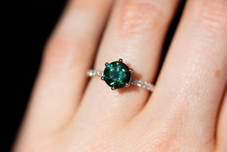 The Arya with green sapphire