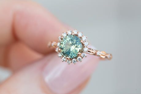 Egwene setting with round teal sapphire