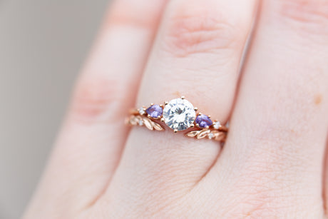 Open leaf diamond wedding band