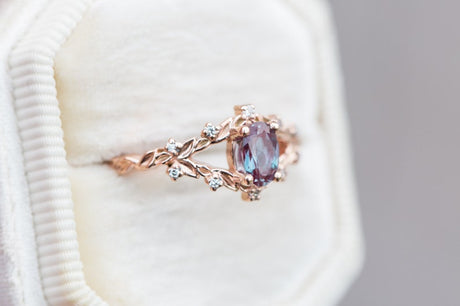 Briar rose with oval alexandrite