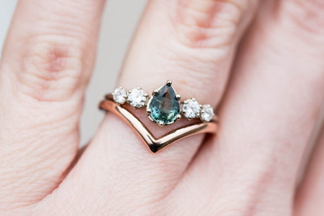 Chevron 14k gold wedding band